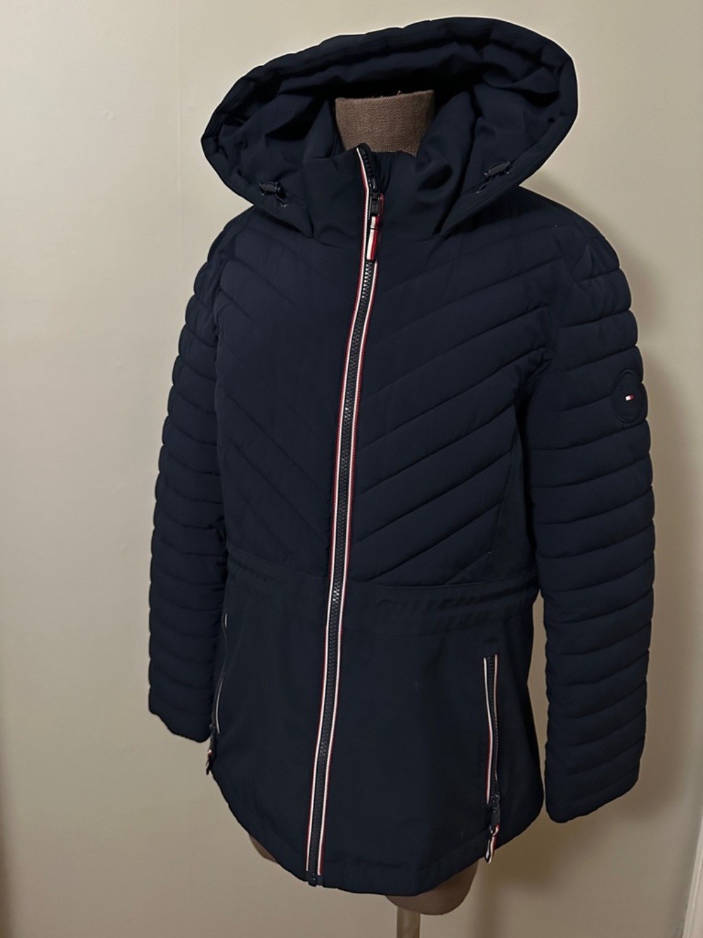 Tommy Hilfiger Navy Blue Quilted Hooded Coat with Tricolor Zip Detail Medium